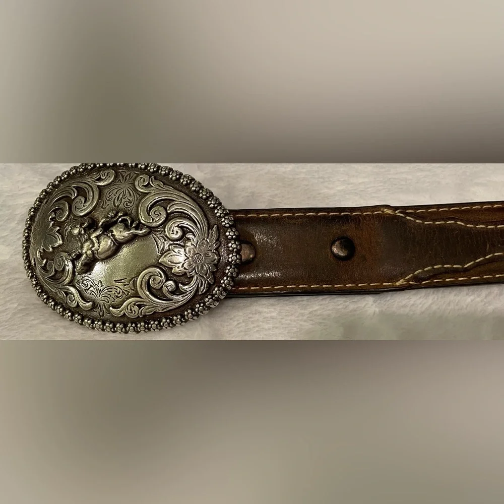 Nooona Brown leather belt, 26 inches, cowboy riding a horse